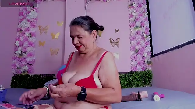 Snapshot of grandmother_milf chatting on June 25, 12:54 pm grandmother milf online show from June 25, 12:54 pm