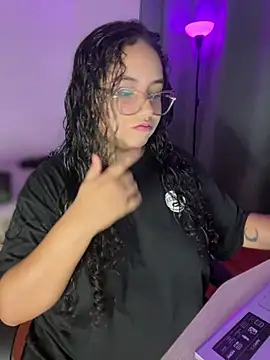 CurlyGirl 1 online show from March 24, 11:16 pm