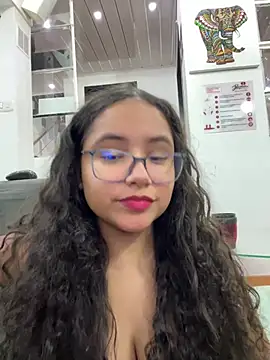 Snapshot of CurlyGirl_1 chatting on March 14, 11:11 pm CurlyGirl 1 online show from March 14, 11:11 pm