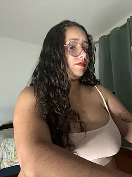 CurlyGirl 1 online show from October 21, 9:03 pm