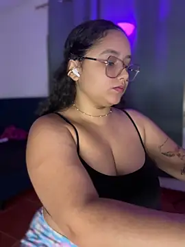 CurlyGirl 1 online show from January 31, 7:56 pm