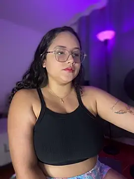 CurlyGirl 1 online show from February 12, 12:32 am