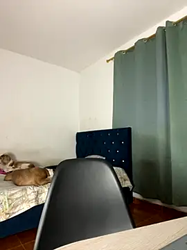 CurlyGirl 1 online show from November 11, 8:03 pm