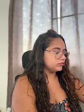 CurlyGirl 1 online show from June 25, 10:59 pm