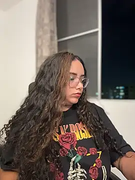 CurlyGirl 1 online show from June 27, 12:27 am