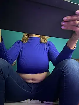 SheraHadee online show from May 30, 4:34 pm