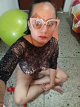 Eunice73 online show from July 1, 10:32 pm