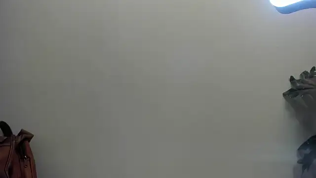 angel dthroatt online show from March 20, 12:06 pm