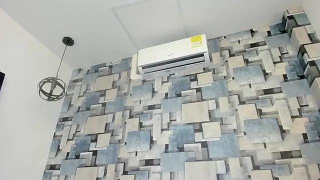 angel dthroatt online show from March 12, 12:09 pm