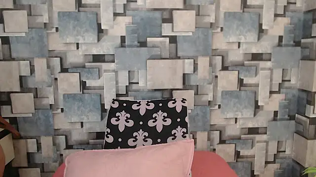 Snapshot of angel_dthroatt chatting on December 1, 12:17 pm angel dthroatt online show from December 1, 12:17 pm