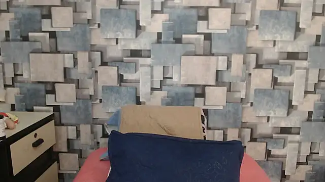 angel dthroatt online show from December 17, 12:10 pm