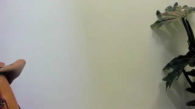 angel dthroatt online show from March 25, 12:04 pm