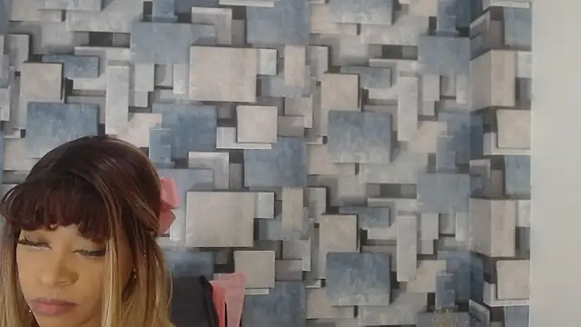 angel dthroatt online show from February 2, 12:15 pm