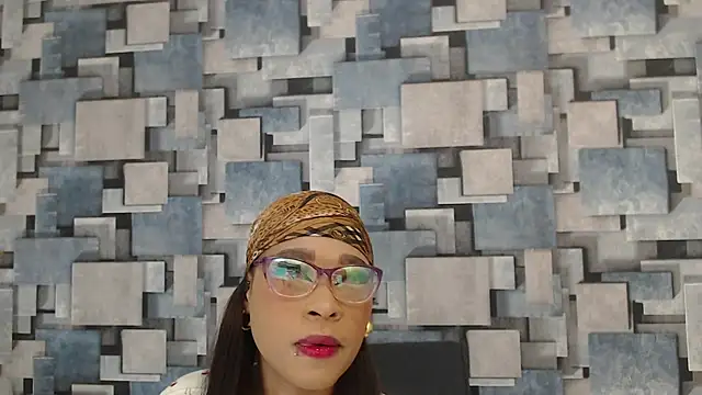 angel dthroatt online show from December 3, 12:04 pm