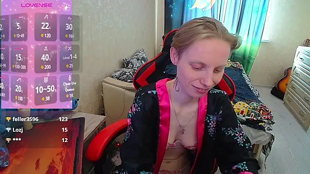 Alexis Gordon online show from February 26, 2:27 pm