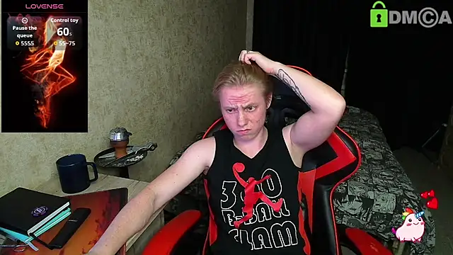 Alexis Gordon online show from September 24, 8:37 pm