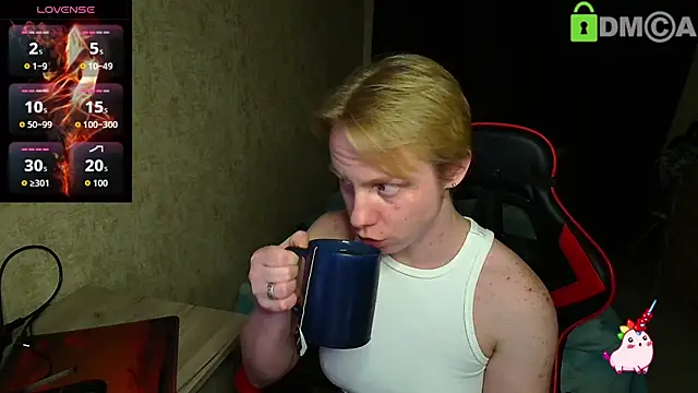 Alexis Gordon online show from October 28, 7:46 pm