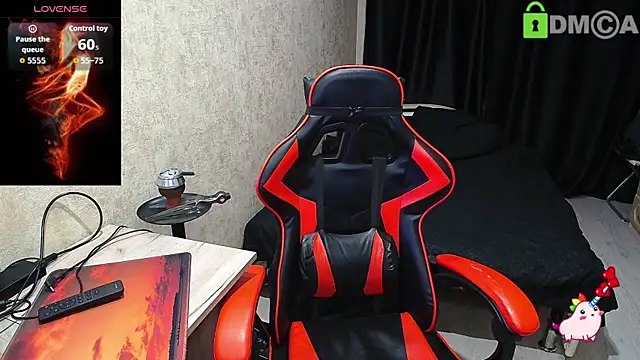 Alexis Gordon online show from October 14, 6:08 pm