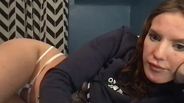 Snapshot of kittycatkendra chatting on November 12, 11:52 pm kittycatkendra online show from November 12, 11:52 pm