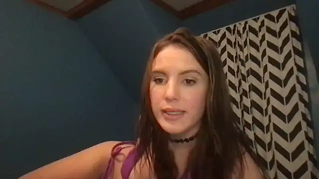 Snapshot of kittycatkendra chatting on November 10, 1:21 am kittycatkendra online show from November 10, 1:21 am