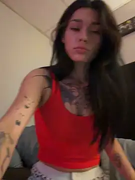 Snapshot of v4mpsoles chatting on July 16, 5:04 am v4mpsoles online show from July 16, 5:04 am