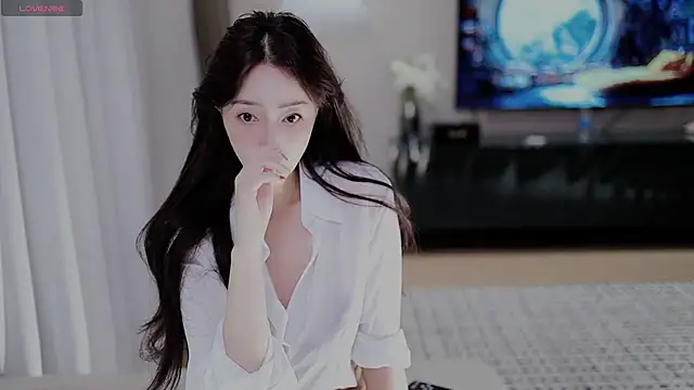 -Aricia- online show from September 19, 2:21 pm