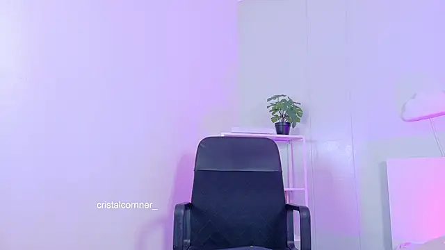 CristalCornner  online show from April 4, 7:53 pm