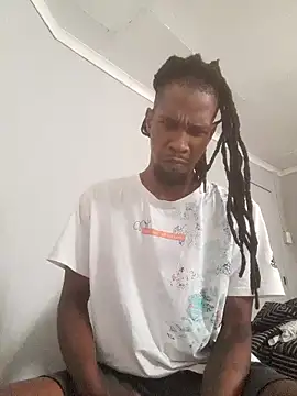 Snapshot of koolbend chatting on January 6, 4:49 am koolbend online show from January 6, 4:49 am