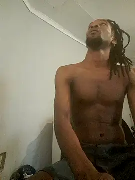 Snapshot of koolbend chatting on January 12, 4:52 am koolbend online show from January 12, 4:52 am