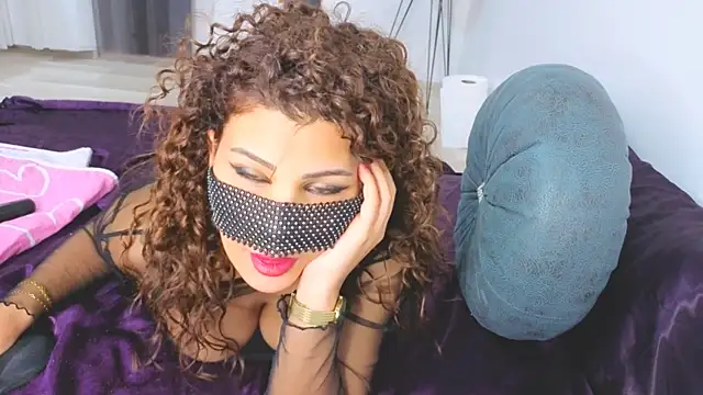 Turkish Latina online show from May 23, 2:38 pm