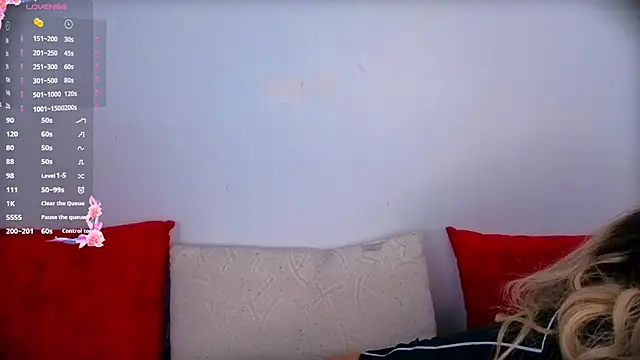Snapshot of Turkish_Latina chatting on October 2, 12:08 pm Turkish Latina online show from October 2, 12:08 pm