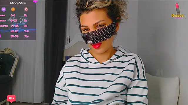 Snapshot of Turkish_Latina chatting on January 19, 9:23 pm Turkish Latina online show from January 19, 9:23 pm