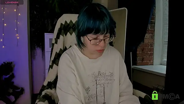 Melissa Wells online show from April 30, 2:46 pm