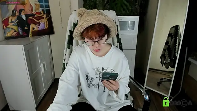 Melissa Wells online show from November 21, 3:55 pm