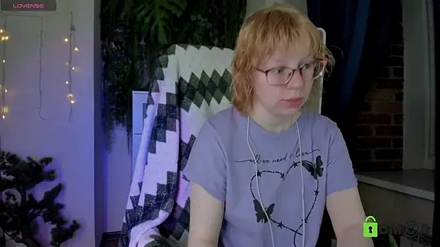 Melissa Wells online show from April 17, 9:17 pm