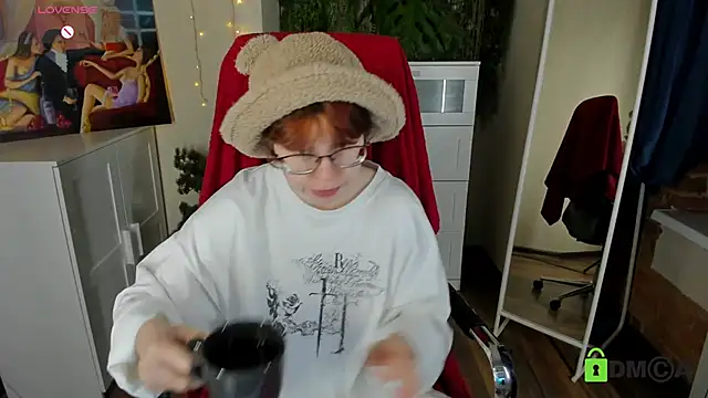 Melissa Wells online show from November 24, 8:53 pm