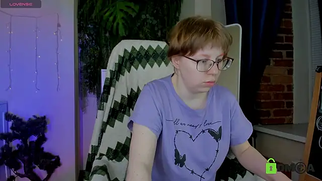 Melissa Wells online show from March 17, 8:56 pm