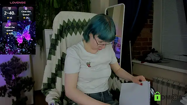 Melissa Wells online show from May 15, 11:47 pm