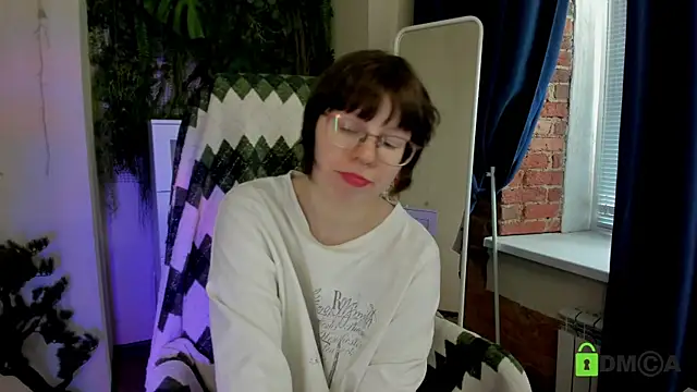 Melissa Wells online show from July 18, 4:04 pm