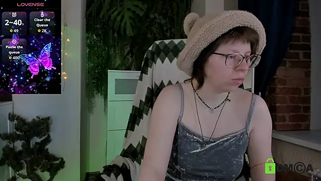 Melissa Wells online show from March 12, 3:49 pm