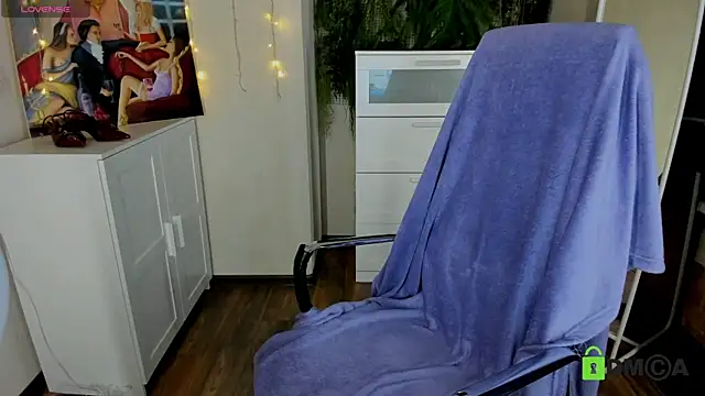 Melissa Wells online show from October 21, 9:03 pm