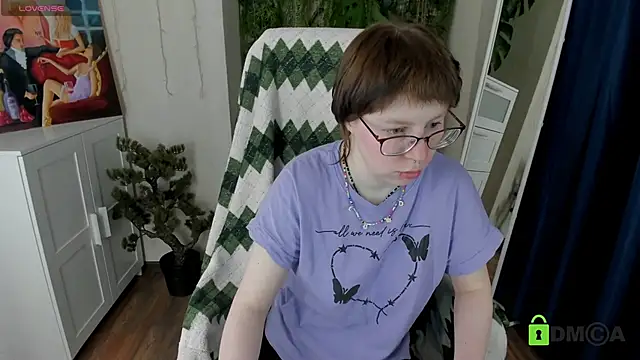 Melissa Wells online show from February 11, 3:01 pm