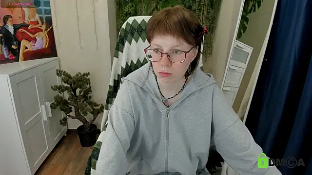 Melissa Wells online show from February 8, 3:21 pm