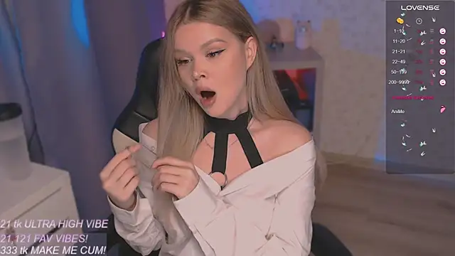 VeronaAura online show from October 6, 9:59 pm