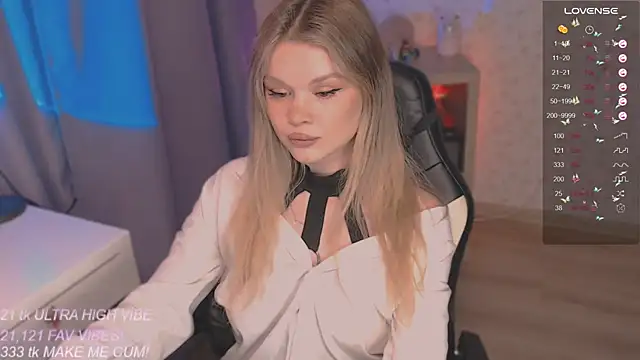 VeronaAura online show from September 22, 5:08 pm