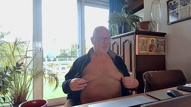 sperpa online show from February 21, 9:33 am