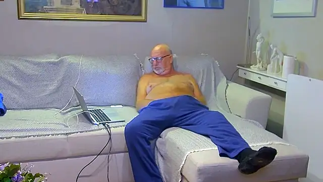 sperpa online show from November 7, 6:45 pm