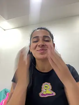 Meganmilk1 online show from February 4, 9:10 pm