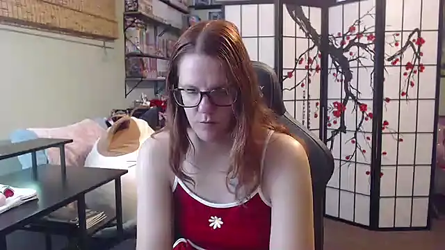 Snapshot of Sarahtineke chatting on July 16, 4:04 pm Sarahtineke online show from July 16, 4:04 pm