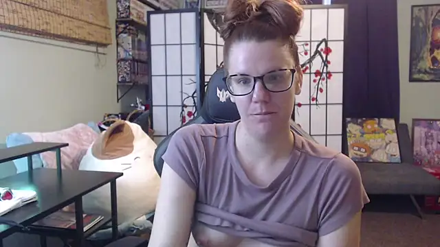 Snapshot of Sarahtineke chatting on May 26, 5:55 pm Sarahtineke online show from May 26, 5:55 pm